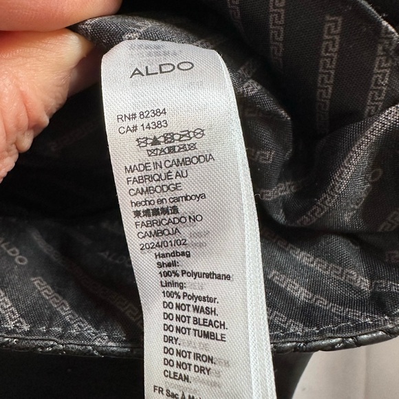 Aldo Black Quilted Shoulder Bag with Gold Chain - Picture 12 of 13